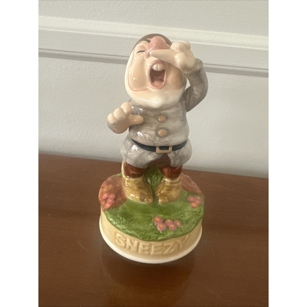Vintage Sneezy Schmid Bros. Music Box Disney Snow White & The Seven Dwarfs